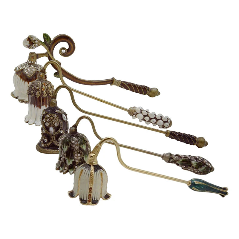 Long Handle Metal Candle Snuffer