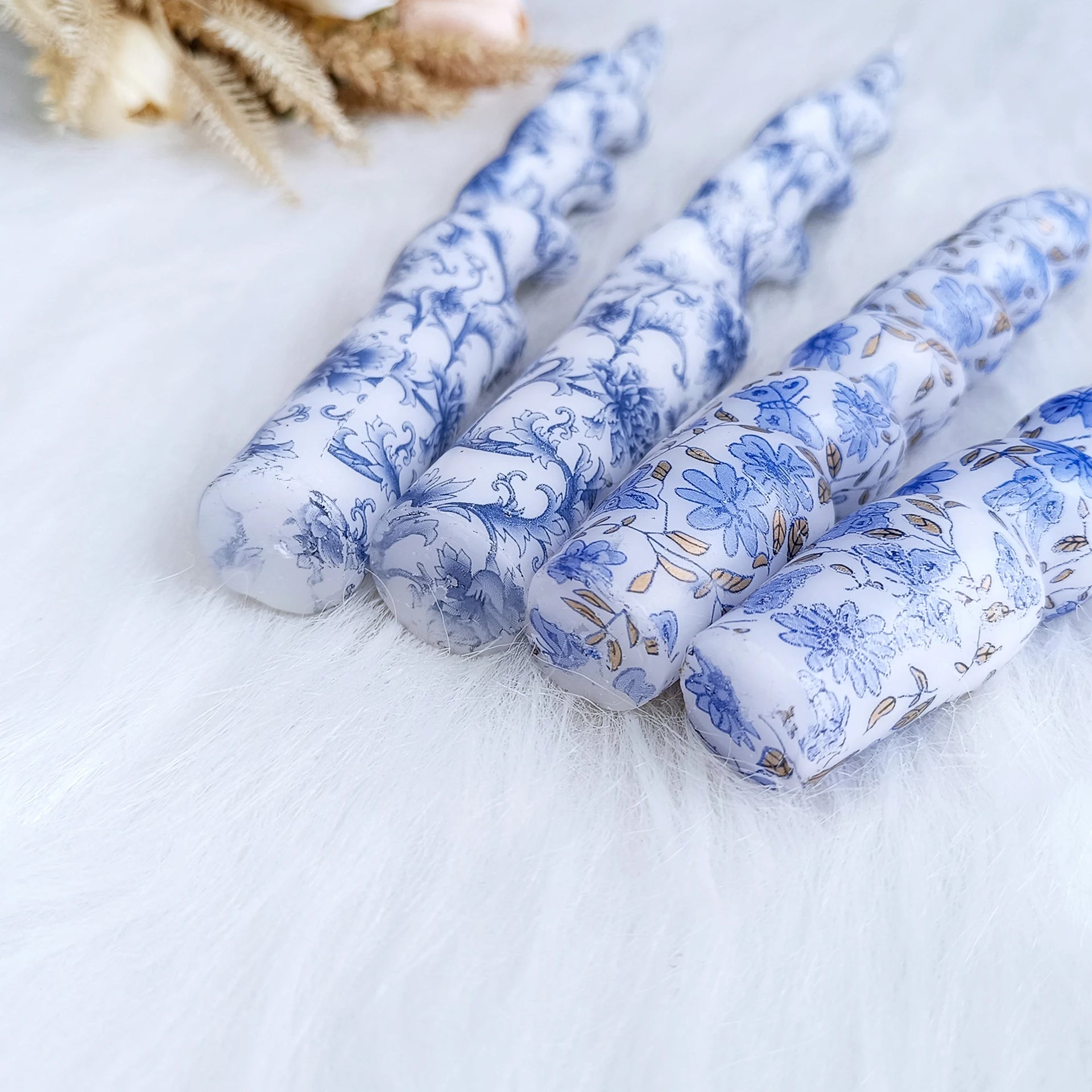 SSY Handmade Candles Blue Flower Pattern Candles Gift Giving, 2pcs 7.28 inch Paraffin Spiral Pole Wax Unscented Candles